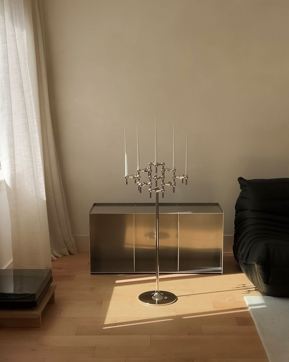 stoff nagel floor stand with chrome candle holders