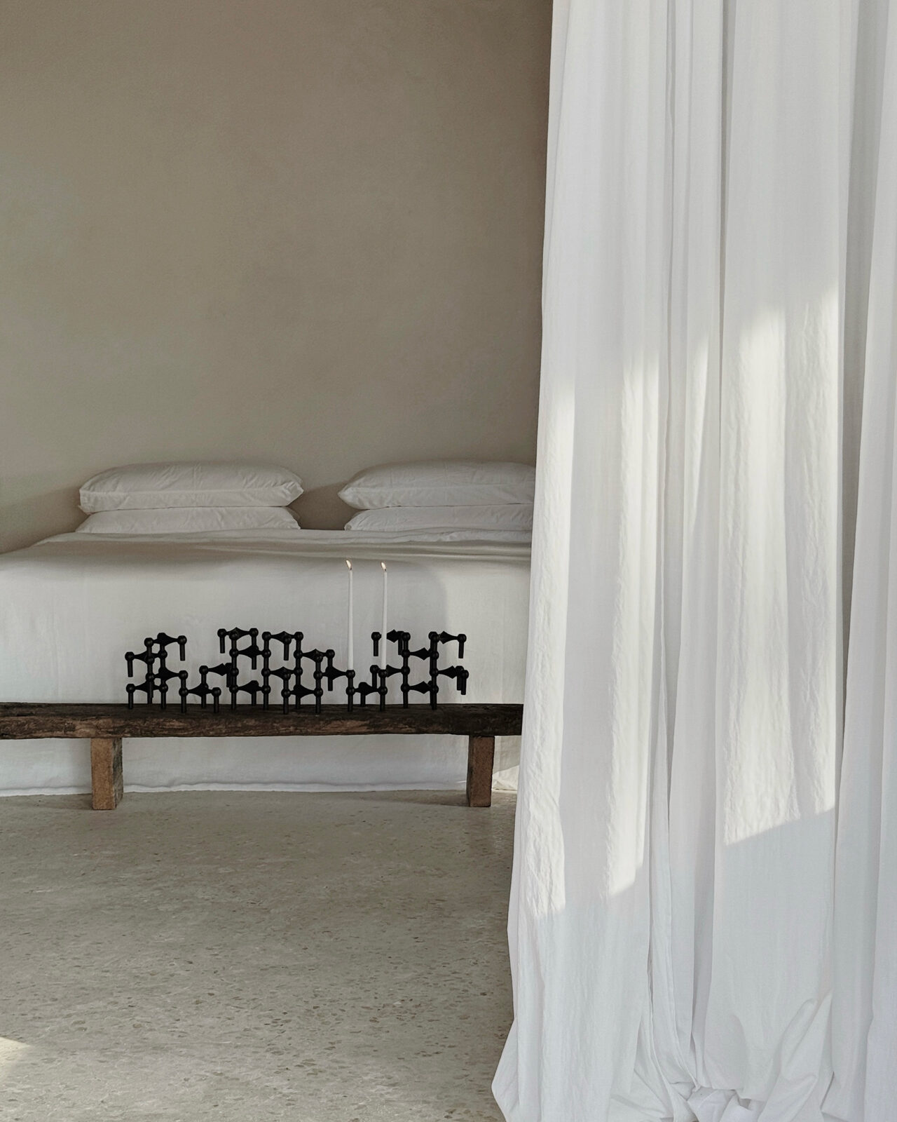 stoff nagel black candle holders
