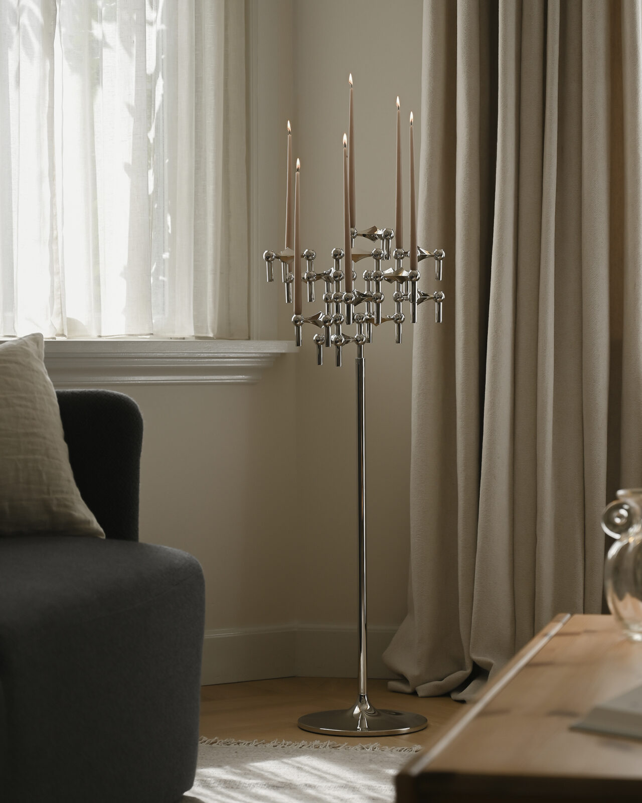 the stoff nagel floor stand by michiel bosman