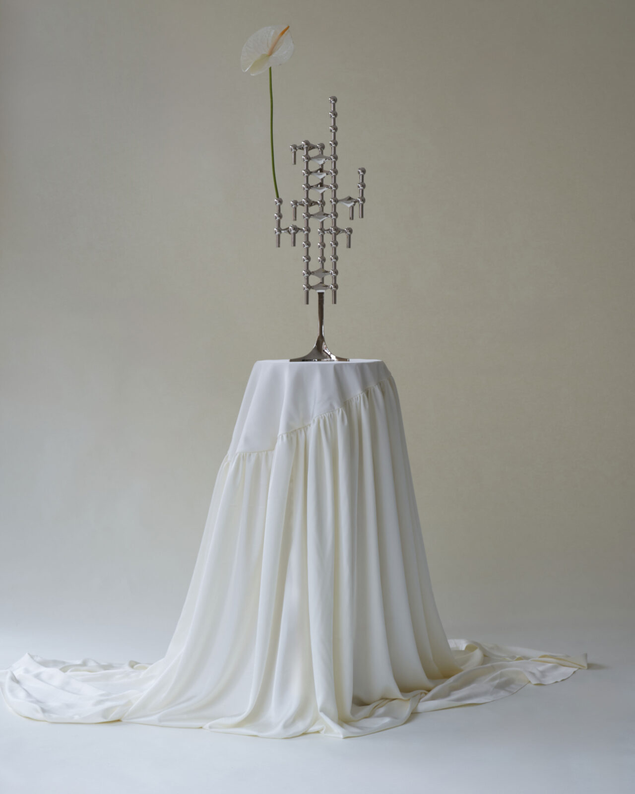 stoff nagel wedding table styling